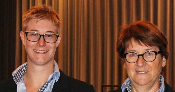 Muziekvereniging DES Hedel huldigt jubilarissen