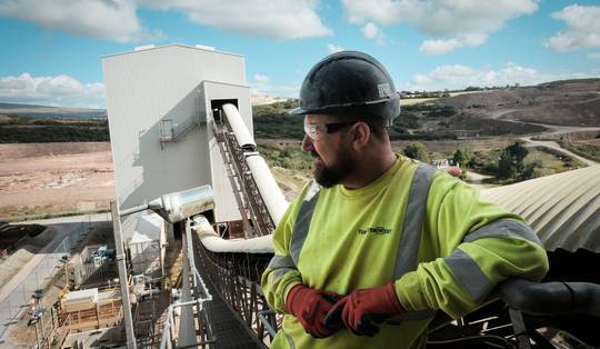 Ineens is door geopolitieke spanningen het wolfraam uit deze verlaten Engelse mijn weer gewild: ‘Onze toekomst is fabelachtig’