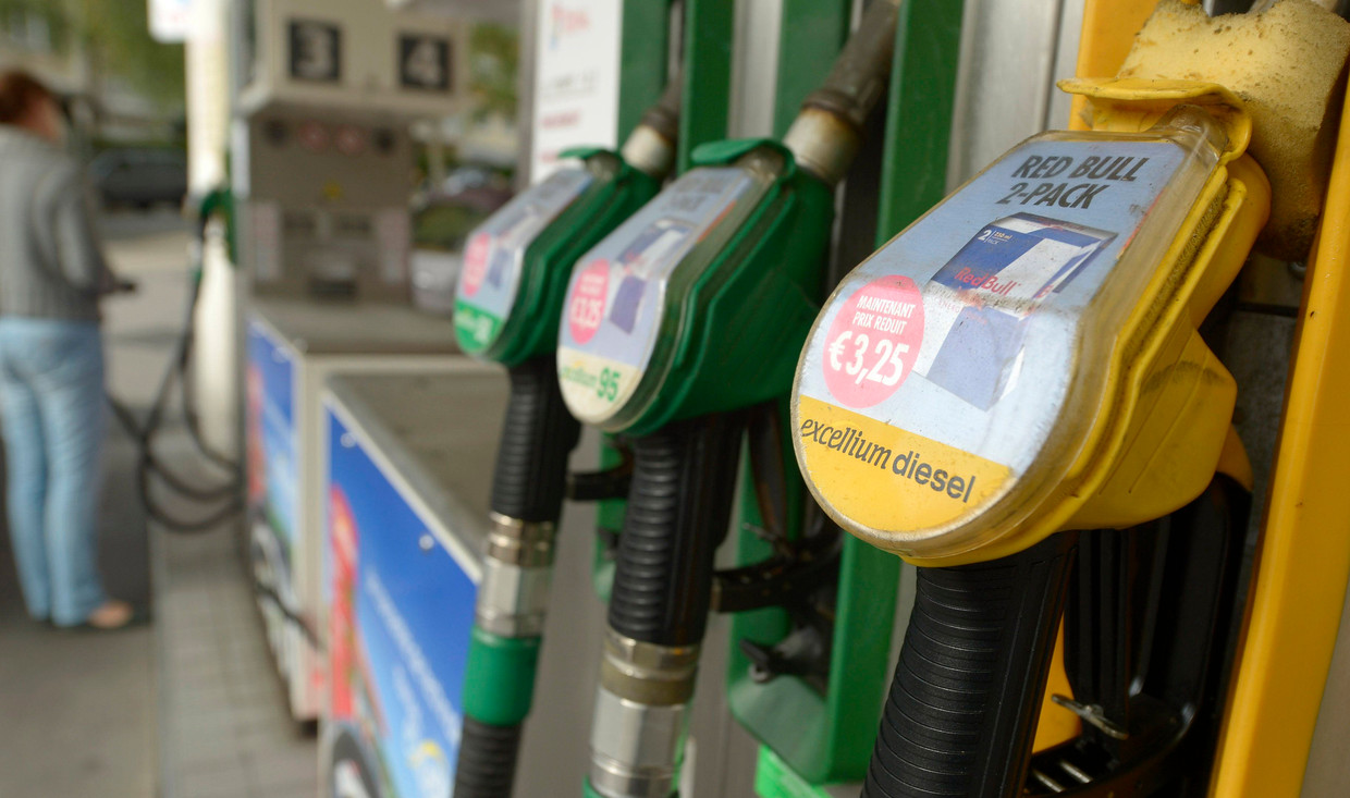 Diesel tanken wordt morgen goedkoper | De Morgen