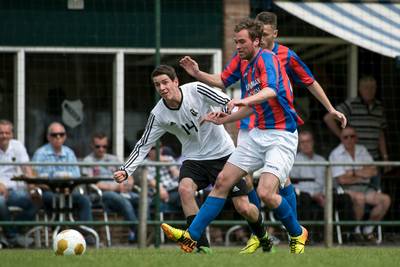 Veertien goals bij Elistha - CHRC