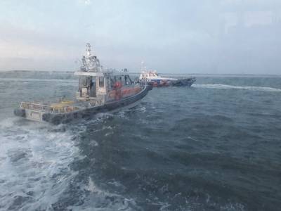Snelle veerboot naar Terschelling loopt vast