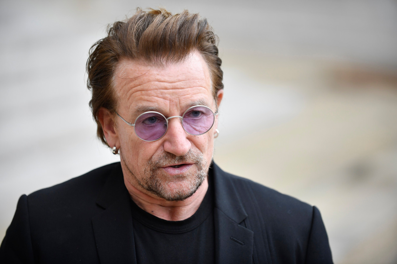 Bono biedt persoonlijk excuses aan voor jarenlange misstanden | Foto ...