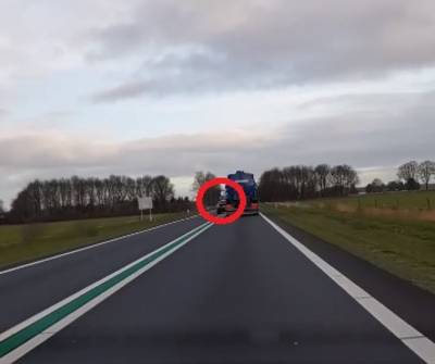 Rijschoolhouder uit Westerhaar filmt krankzinnige inhaalactie N36