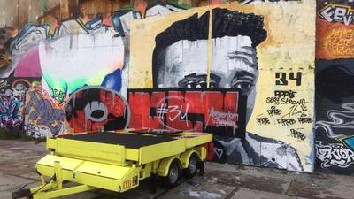 Portret Nouri NDSM-werf overgeschilderd