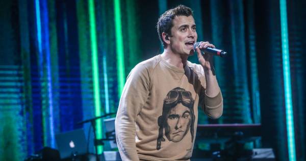 Niels Destadsbader zorgt voor krop in de keel met nieuw nummer | Muziek | hln.be