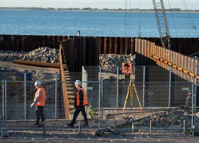 Spuisluis Grevelingendam blijft dicht, Rijkswaterstaat zoekt eigenaar voor testcentrum getijdenenerg