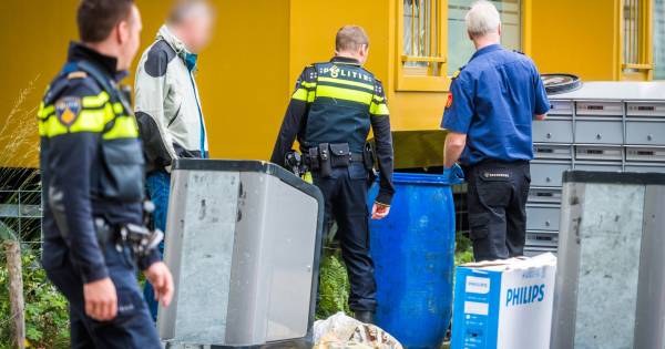 Hulpdiensten rukken uit voor groot blauw vat in Eindhoven, maar blijkt niets meer dan frituurvet.