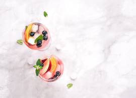 Waarom je bij warm weer beter een mocktail dan een cocktail kunt drinken