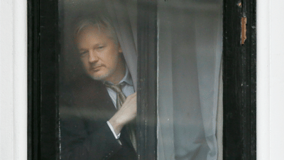 Wikileaks-oprichter Assange begint zaak tegen ‘gastheer’ Ecuador om nieuwe huisregels