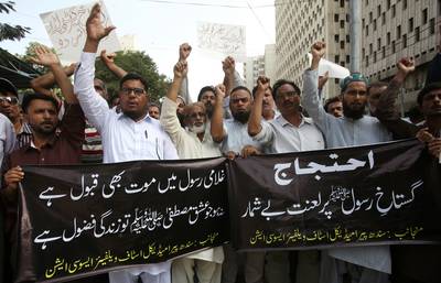 Reizigers Pakistan gewaarschuwd: 'Mijd betogingen tegen Wilders'