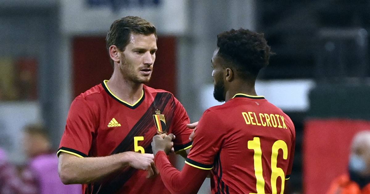 Hannes Delcroix die invalt voor Jan Vertonghen, een prachtige symboliek - De Gelderlander