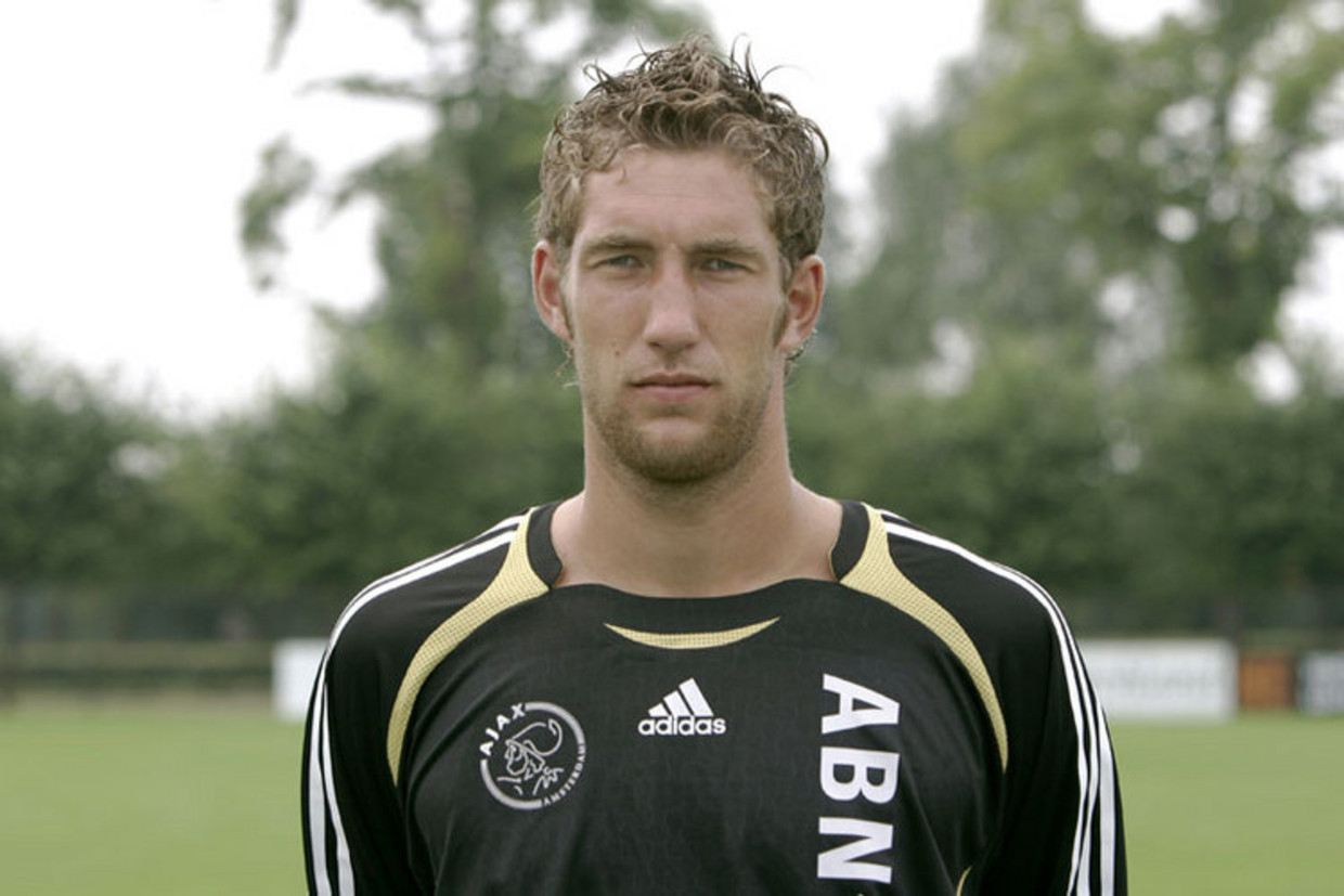 Stekelenburg wil weer onder de lat staan | Het Parool