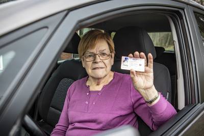 Terugblik: Annie uit Beckum krijgt na media-aandacht meteen rijbewijs