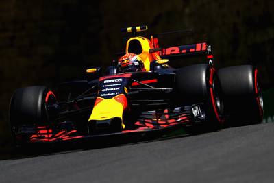Verstappen ook in tweede training bovenaan, maar crasht ook