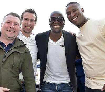 Voormalig FC Twente-speler Douglas hoopt op contract bij Emmen