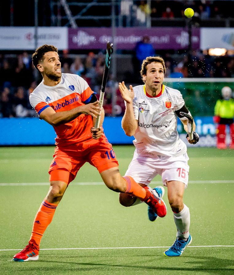 Verga Als Ik Hockey Heb Ik Een Engeltje En Een Duiveltje Op Mijn Schouder Trouw