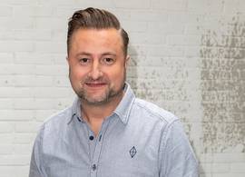 Dennis Weening deelt schattige kiekjes van zijn verliefde dochter (7)