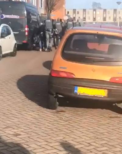 Verdachte bruiloftschutter Beckum bedreigt gevangenenbewaarder