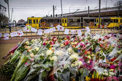 Eerste begrafenis betaald van gulle giften