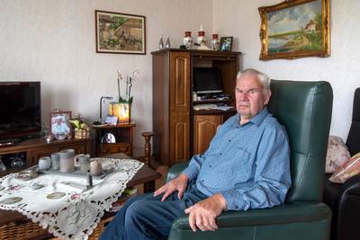 Medicijnen van thuis niet welkom in verpleeghuis, Evert snapt er niks meer van: ‘Totale verspilling’