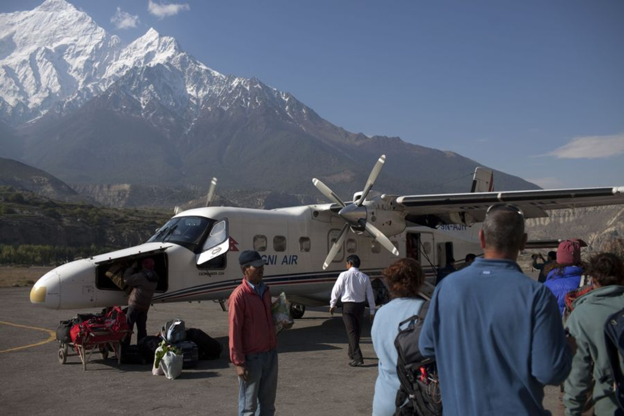 Crash 15. Катастрофа DHC-6 В Непале. Катастрофа DHC-8 В Катманду. Аэродром Джомсом. Горный самолет.