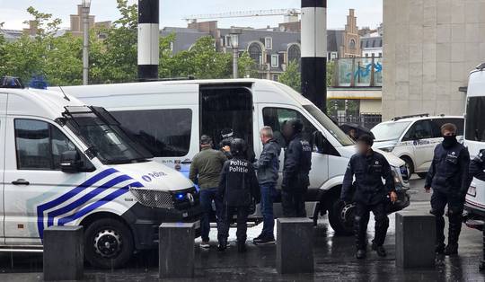 Opnieuw onrust in Brussel, dag na onderwijsprotest: honderdtal personen gecontroleerd, tiental arrestaties