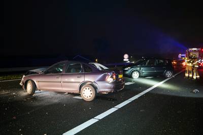 Ongeluk op A18 bij Wehl, snelweg tijdelijk afgesloten