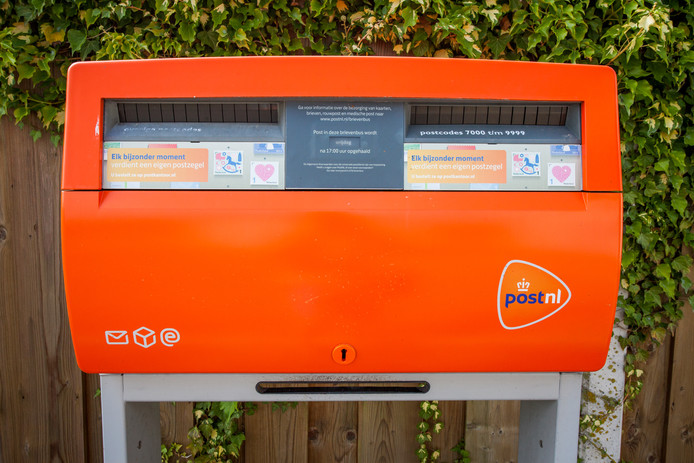PostNL haalt in Arnhem 44 van de 155 brievenbussen weg | Arnhem e.o ...