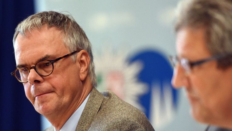 @djeppink Vink Duitsland ook niet uit. 2016 : onzedelijk betast en bestolen werden door een grote groep jongens en mannen.