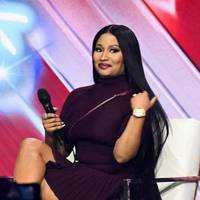 ▶ Nicki Minaj krijgt hevige kritiek na optreden bij Turning Point USA: ‘Assassin’-opmerking valt slecht