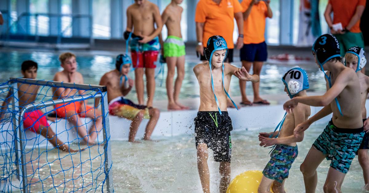 Bezoekers Alphense Zwembaden Moeten Wat Langer Open Alphen Ad Nl