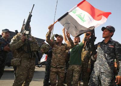 Iraakse troepen vieren overwinning op IS in Mosul
