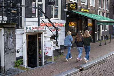 Amsterdam envisage d'interdire les coffeeshops aux touristes