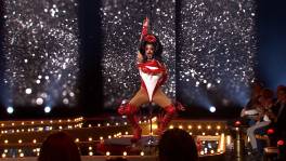 Katie Hairy steelt de show