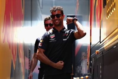 Dollende Ricciardo: '20 miljoen? Ik ben veel meer waard'
