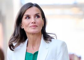 Híér shop je koningin Letizia’s signature lentelook
