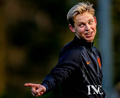 De Jong fris genoeg om te spelen: ‘Anders moet ik harder gaan trainen’