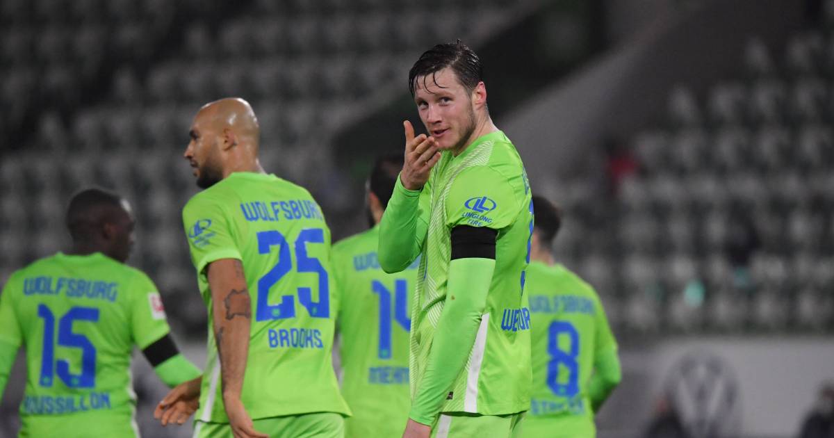 Weghorst schittert in sensationele overwinning van VfL Wolfsburg - De Gelderlander