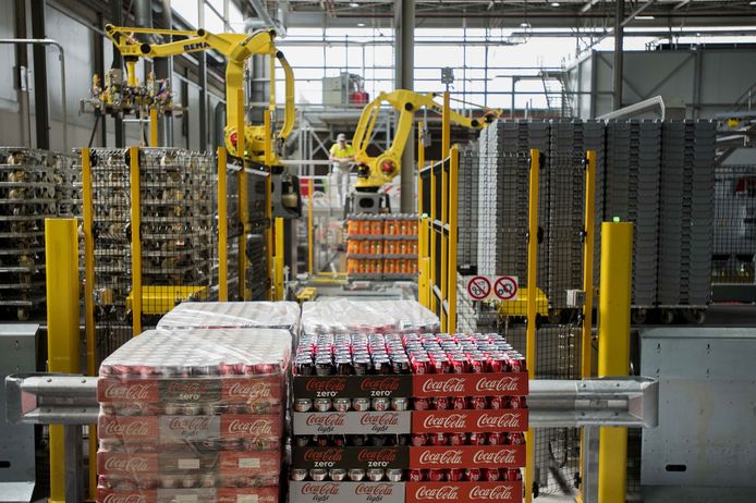 Mark Rutte opent gerenoveerde CocaCola Fabriek in Dongen  Dongen  bd.nl