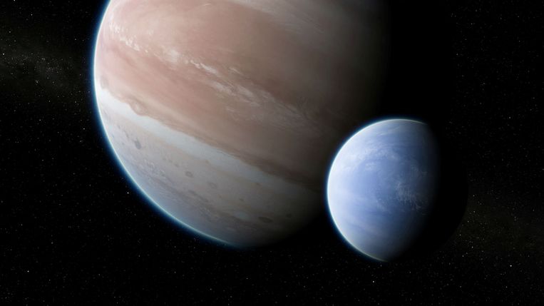 Een tekening toont de exoplaneet Kepler-1625b met daarnaast de pas ontdekte exomaan.