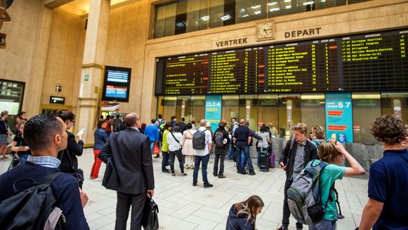 Treinen Liepen Gisteren 45 Uur Vertraging Op Door Spoorlopers