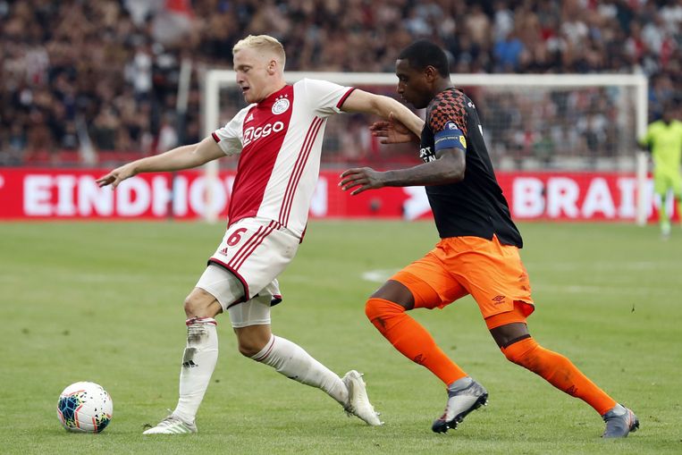 Ajax Manifesteert Zich Wederom Als Nummer 1 Van Nederland Met Winst Johan Cruijff Schaal Op Psv De Volkskrant