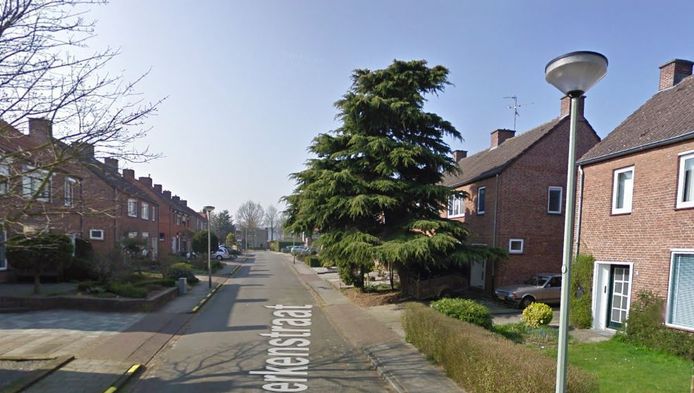 Piet 62 Verborg Lijk Moeder Met Opzet In Grote Houten Kist Binnenland Ad Nl