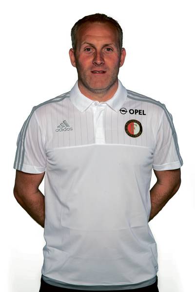 Feyenoord bindt stafleden