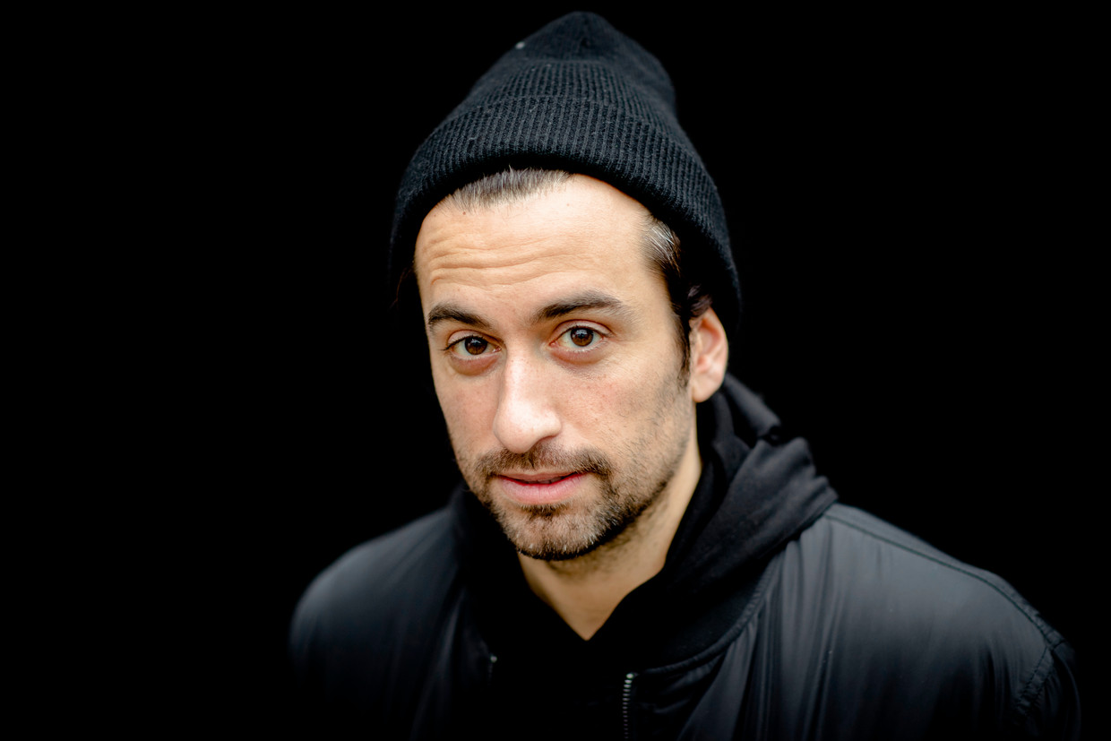 Waarom Kruipt Dotan Zo Ontzettend In De Slachtofferrol Het Parool
