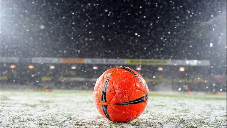 Ajax Feyenoord Afgelast Door Sneeuw De Volkskrant