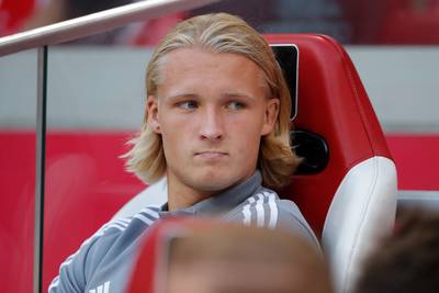 Ten Hag verklaart afwezigheid Dolberg: ‘Kasper is in gesprek’