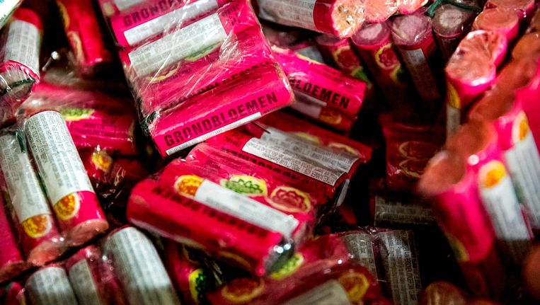 Hier Kun Je Maandag Nog Vuurwerk Kopen Het Parool