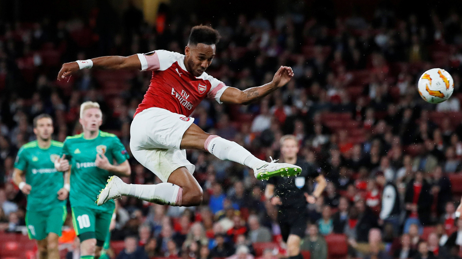 Image result for pierre-emerick aubameyang arsenal duels