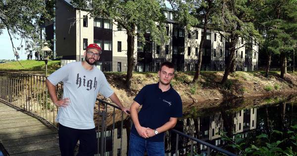 Een jaar na de opening van het Nispense arbeidsmigrantencomplex: 'Het is me erg meegevallen' - BN De